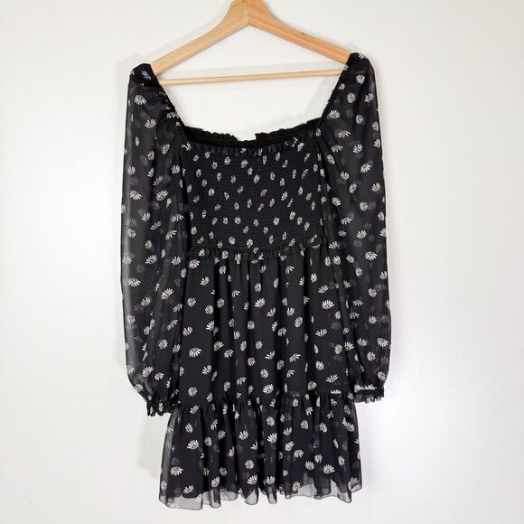 Wilfred Aritzia Long Sleeve Laken Smocked Mini Dress in Black Floral Sz XXS - Picture 5 of 11